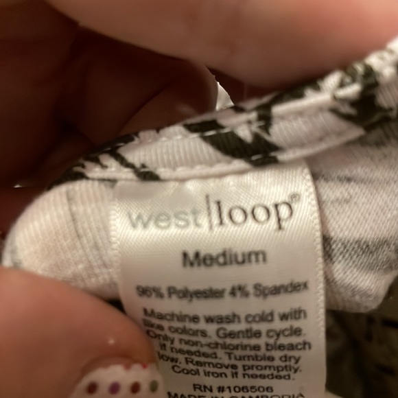 Omans west loop medium green and white long dress in excellent condition - Picture 3 of 3